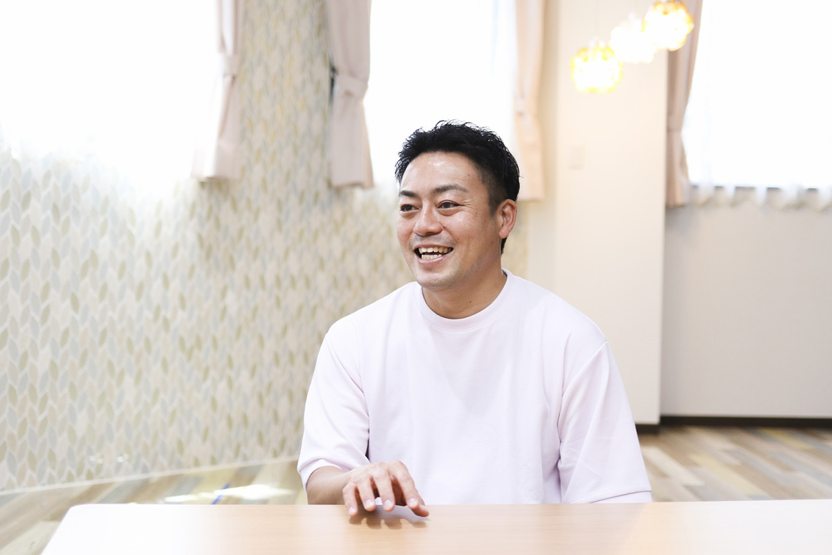 「大人のかかわり方が、子どもの選択肢を広げ人間性の土台になる」と語る町田園長先生