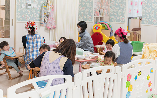 乳児クラスの給食