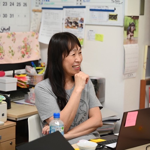 「オーストラリアでの貴重な保育経験が、現在につながっています」いつもアクティブな岩田美春理事長先生。