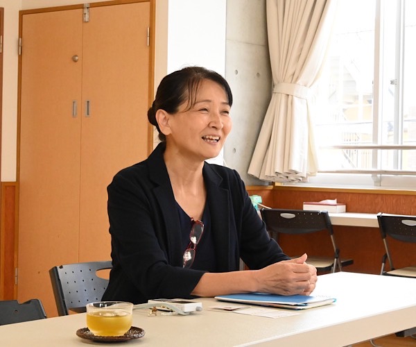 「子どもはもちろん、保育士として毎日楽しく通える、過ごせる保育園をめざしています」と、菅原智子園長先生。